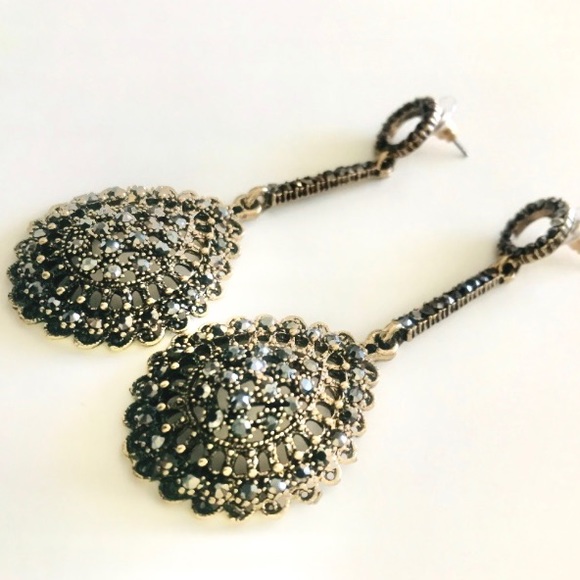 Pretty iridescent dangling earrings - Picture 4 of 6